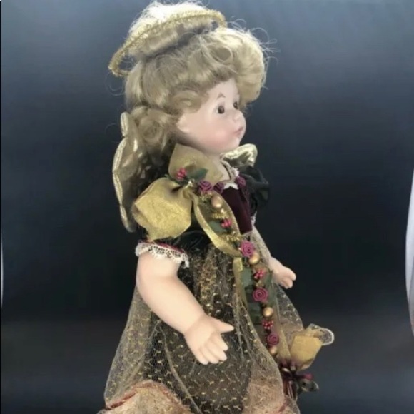 Angelica Christmas Angel Vintage Franklin Mint Heirloom Doll 15” - Picture 5 of 6